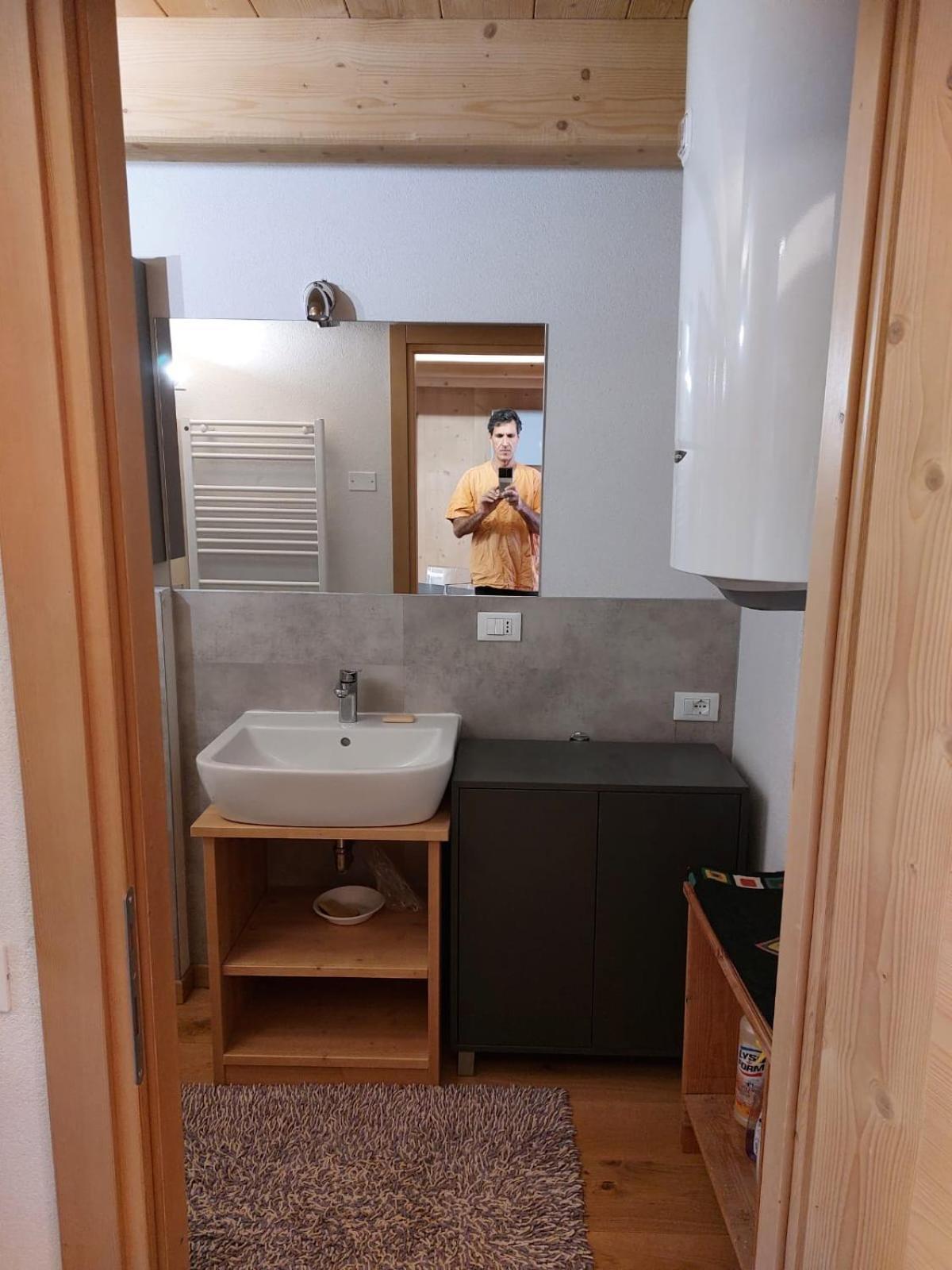 Monolocale Carfon Apartment กานาเล ดาร์กอร์โด ภายนอก รูปภาพ